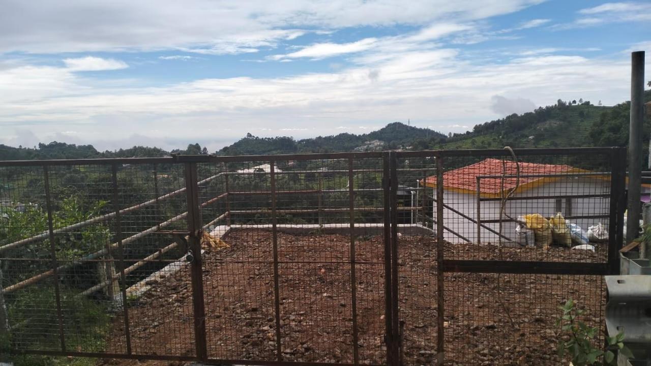 Adithya Sunrise View Cottage 코타지리 외부 사진