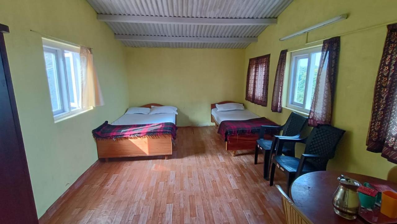 Adithya Sunrise View Cottage 코타지리 외부 사진