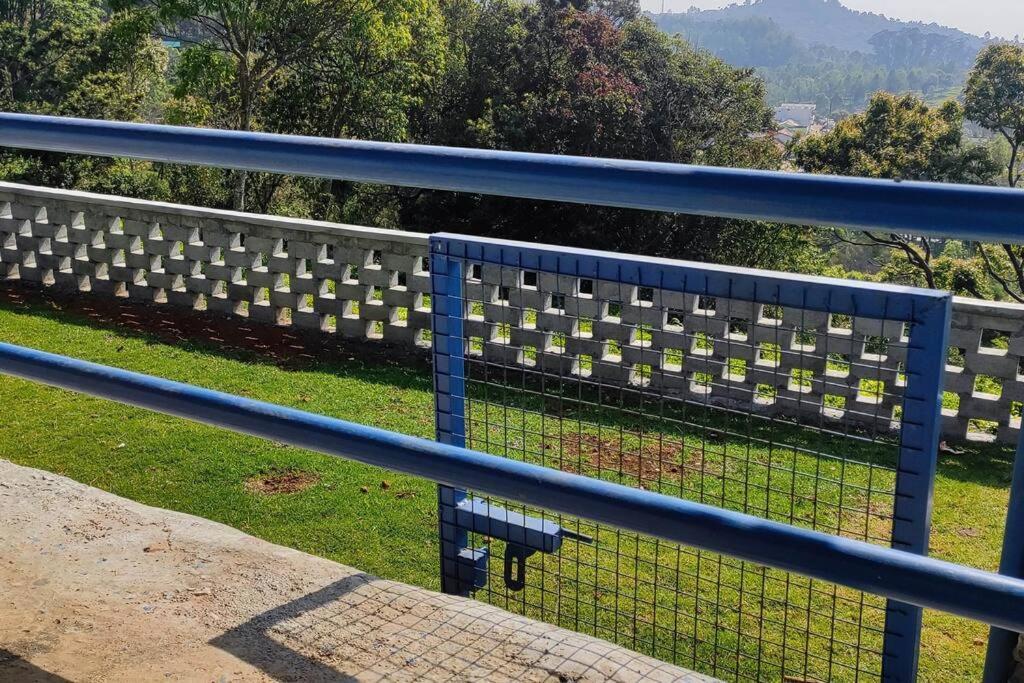 Adithya Sunrise View Cottage 코타지리 외부 사진