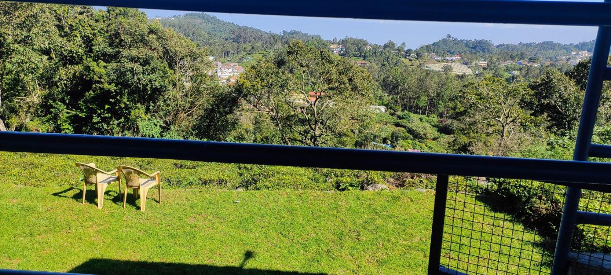 Adithya Sunrise View Cottage 코타지리 외부 사진